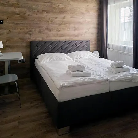 Novohradska 3* Ceske Budejovice