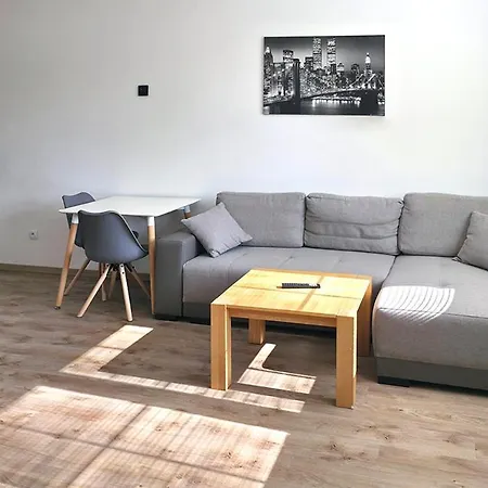 Novohradska 3* 체스케부데요비체