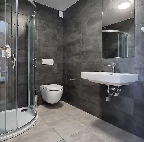 Novohradska 3* 체스케부데요비체