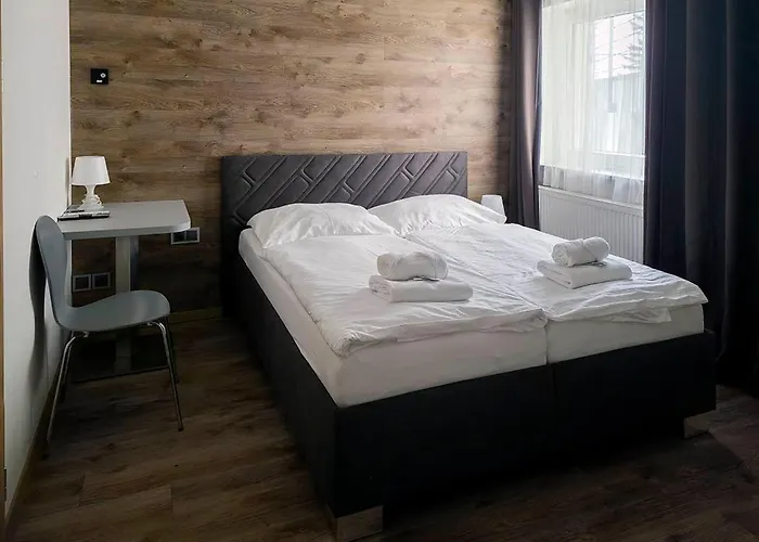 Novohradska 3* 체스케부데요비체